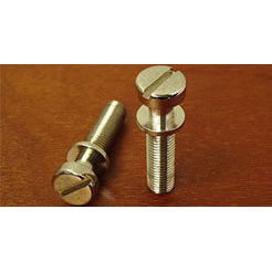 THE CLONE STUDS (2) NI